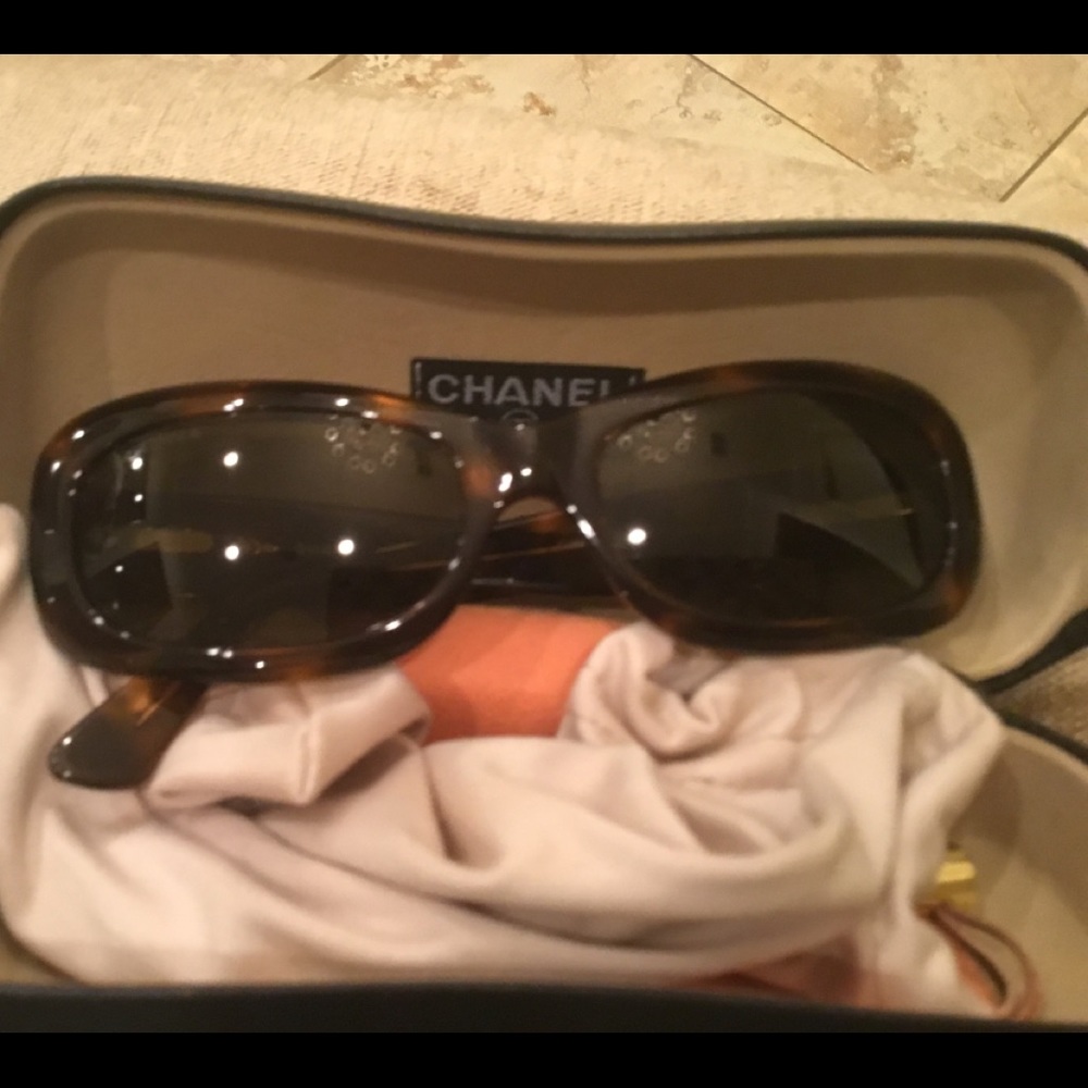 Chanel sunglasses  never worn tortoise